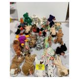 GROUP OF TY BEANIE BABIES