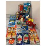 GROUP OF SNOOPY COLLECTIBLES - CANTEEN, DIXIE