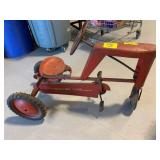 WESTERN FLYER METAL PEDAL TRACTOR