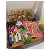 SNOOPY PEZ, PEANUTS THEMED CHARACTER GLASS SET