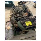HUGE PILE OF WINTER / HUNTING GLOVES