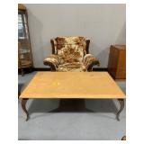 WOODEN COFFEE TABLE, FLORAL PATTERN ACCENT CHAIR