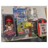 (4) BOBBLE HEAD/ACTION FIGURES, PUJOLS LUNCHBOX
