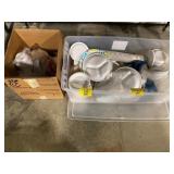 TOTE & BOX OF STYROFOAM & MISC DININGWARE