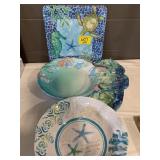 GROUP OF PLASTIC SEAHORSE / SEALIFE PLATTERS