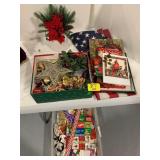 GROUP OF CHRISTMAS Dï¿½COR
