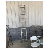 ALUMINUM EXTENSION LADDER