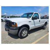 LOW MILEAGE 2006 FORD F-250 XL SUPER DUTY. 17,081