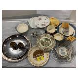 COLLECTOR & FLORAL PLATES, YELLOW HANDLE KNIFE