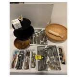 METAL TIDBIT TRAY, SILVERPLATE FLATWARE, FLATWARE