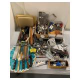 GROUP OF KITCHEN UTENCILS OF ALL KINDS