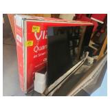 VIZIO QUANTUM 65' 4K QLED SMART TV W/ BOX - AS IS