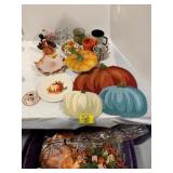 GROUP OF HALLOWEEN / FALL Dï¿½COR INCLUDING LIDDED