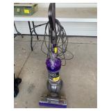 DYSON BALL VACUUM