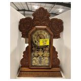 CARVED WOOD ANTIQUE MANTLE CLOCK