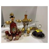 ORNATE RED GLASS & GILT DECANTER SET, AMBER GLASS
