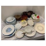 CORELLE CHINA, BROWN GLAZE BEAN DISHES, GLASS