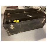 ANTIQUE MCKANE LINS AUTO TRUNK