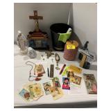 GROUP OF RELIGIOUS Dï¿½COR & FIGURINES