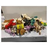 GROUP OF TY BEANIE BABIES
