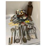 SEWING SUPPLIES & THREAD, PRIMITIVE KITCHEN