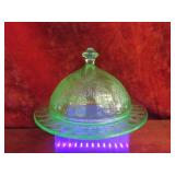 Vintage Vaseline glass lidded dish.