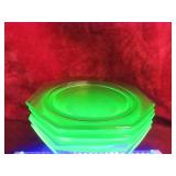 (5)Vintage vaseline glass octagonal plates