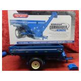 1/16 Kinze 1050 row crop harvest commander