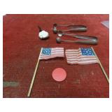 Silver sugar cube tongs, Meerschaum pipe, 13 star
