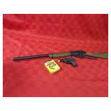 Vintage Daisy BB gun & toy gun. BB's