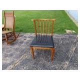 Vintage mid century Modern dining chair.