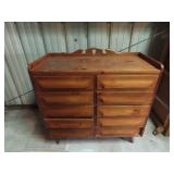 Vintage Franklin Shockey Pine Dresser.