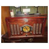 Thomas museum series radio, turntable.