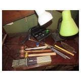 Desk lamps, estwing hammer, mallet, misc.
