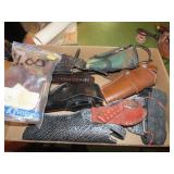 Vintage handgun holster lot.