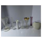 Vintage glass flower bud vase lot.