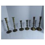 (3)Pairs brass candlesticks.