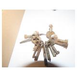 (12)Antique skeleton keys lot.
