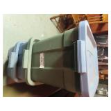 (3)Storage totes w/lids.