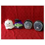 (4)Sqishmallows Halloween figures.
