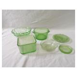 Vaseline glassware lot.