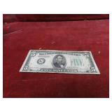 1934D- $5 Chicago federal reserve US Banknote.
