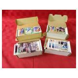 Assorted Vintage MLB baseball trading cards.