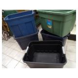 (5)Storage totes. 1 lid.