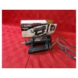 Rotozip heavy duty spiral saw. Tool w/box.