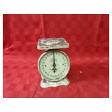 Vintage American Family scale.