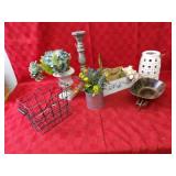 Household decor lot.