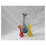 (3)Art glass vases.