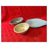 (3)Vintage melamine texas ware bowls platter.