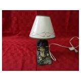 Golf related table lamp.